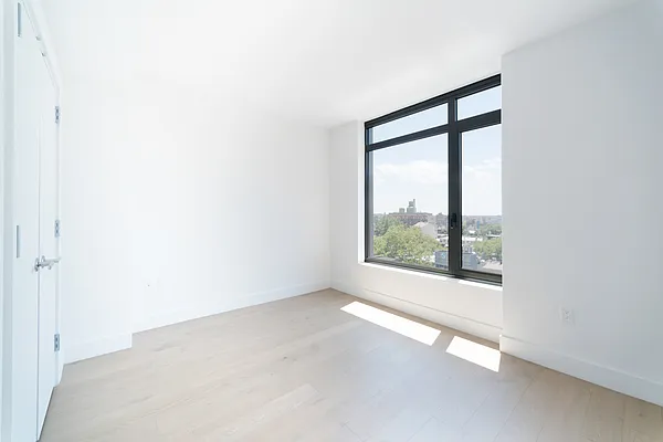 Rented by Sumitomo Real Estate Sales | media 4