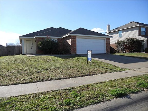 2nd image of 212 Vivian Dr