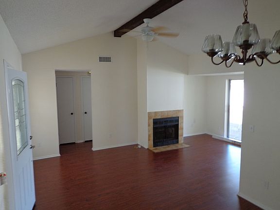 2nd image of 10207 Bonnie Bay Ct
