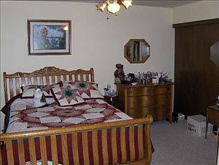 5th image of 521 Hilltop Dr