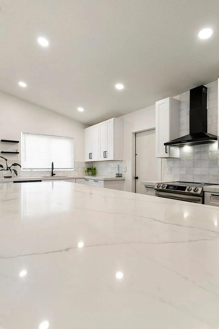 Modern Pool House in Gilbert — Photo 2
