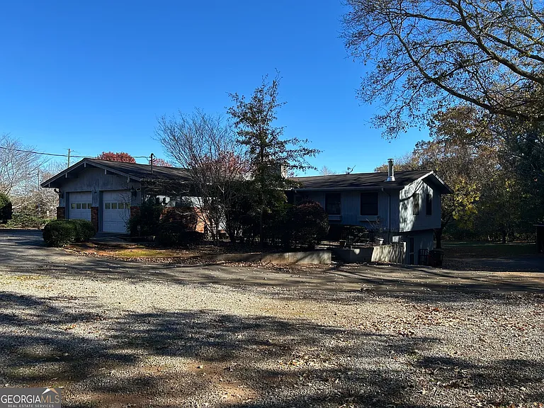 1595 Timothy Rd — Photo 3