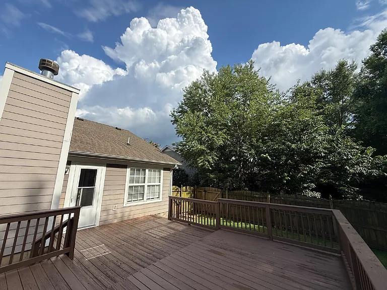 1252 Ballater Dr — Photo 28