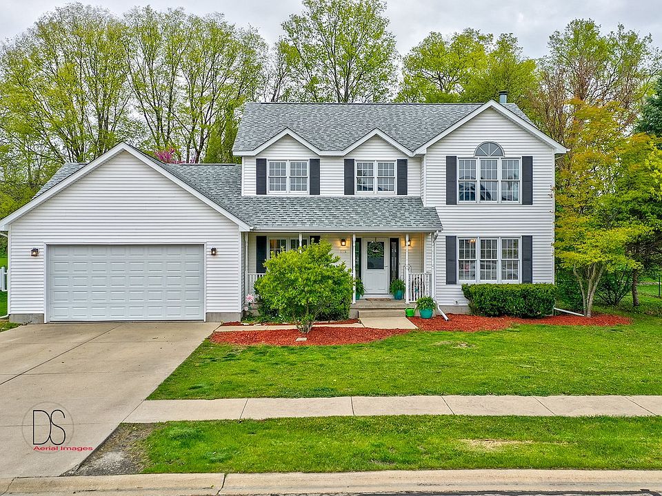 1st image of 1112 Country Oak Dr