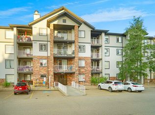 42 Summerwood Blvd #215, Strathcona County, AB T8H0C3