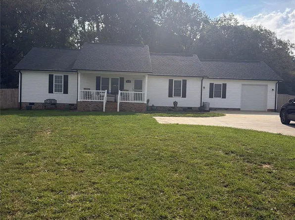 3664 Straw Field Trl, Lincolnton, NC 28092