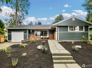 12205 9th Ave NE, Seattle, WA 98125