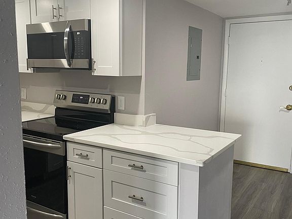 5th image of 400 E Colonial Dr APT 1208