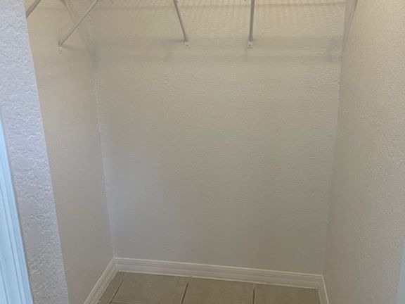 5th image of 1515 Oleander Ave