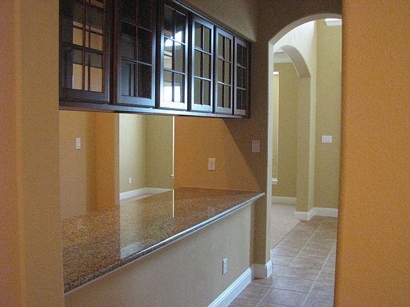 5th image of 230 Wallington Way
