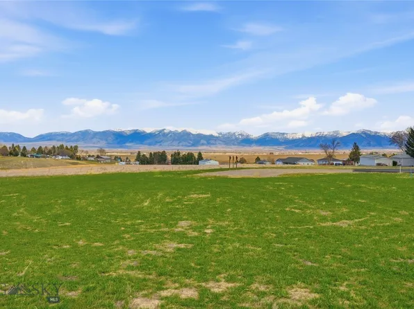 Deville St, Manhattan, MT 59741