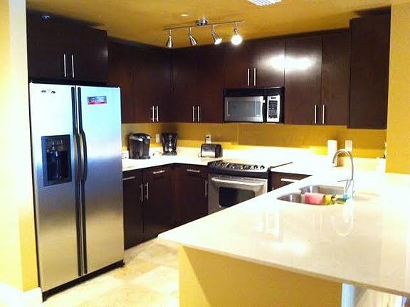 5th image of 10 Aragon Ave Ste 611