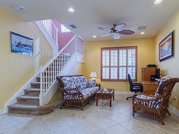 5th image of 10487 Winged Elm Ln