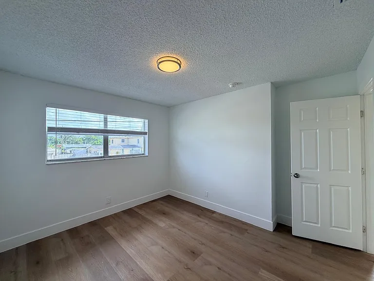 5661 SW 36th Ct #201 — Photo 11