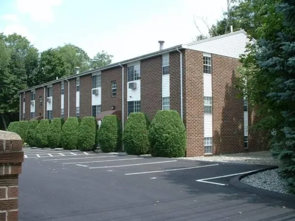 101 Farnum Pike, Smithfield, RI 02917