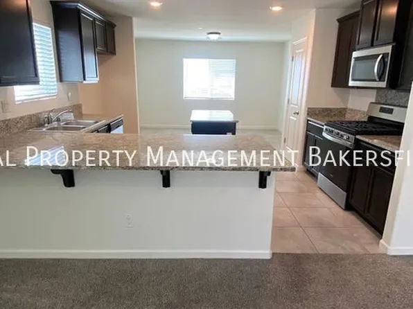 6000 Whaleback Ave, Bakersfield, CA 93313