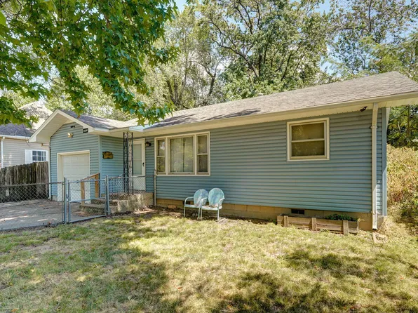 2246 N Fort Avenue, Springfield, MO 65803