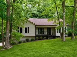 195 Lakeside Dr, Covington, GA 30016