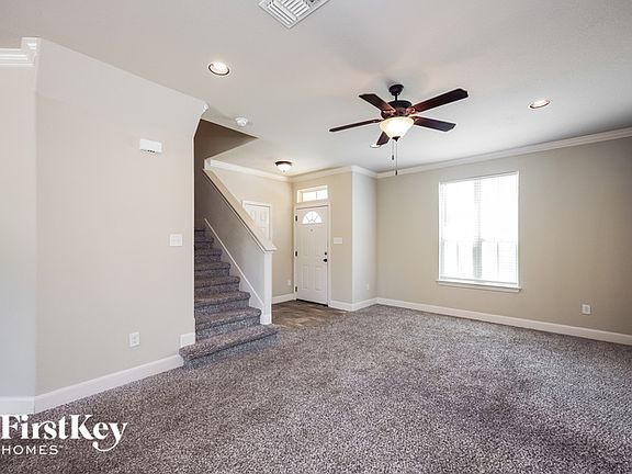 4th image of 4015 Anton Dr