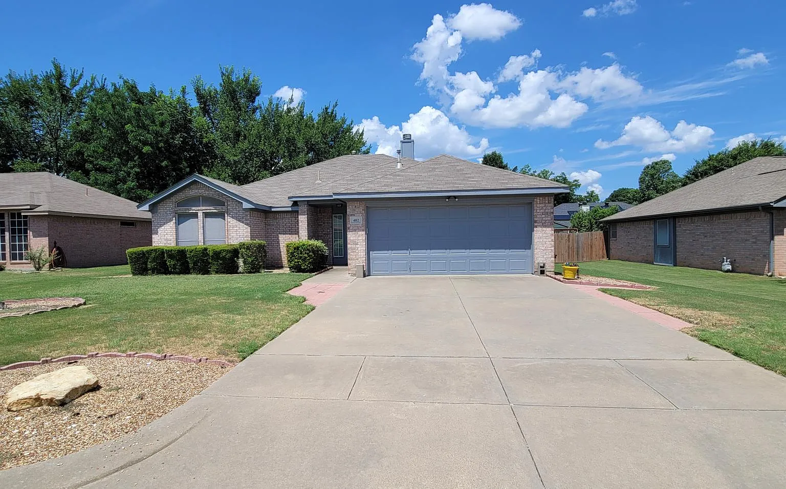3 bed, 1591 sqft, $2,050 — Photo 1