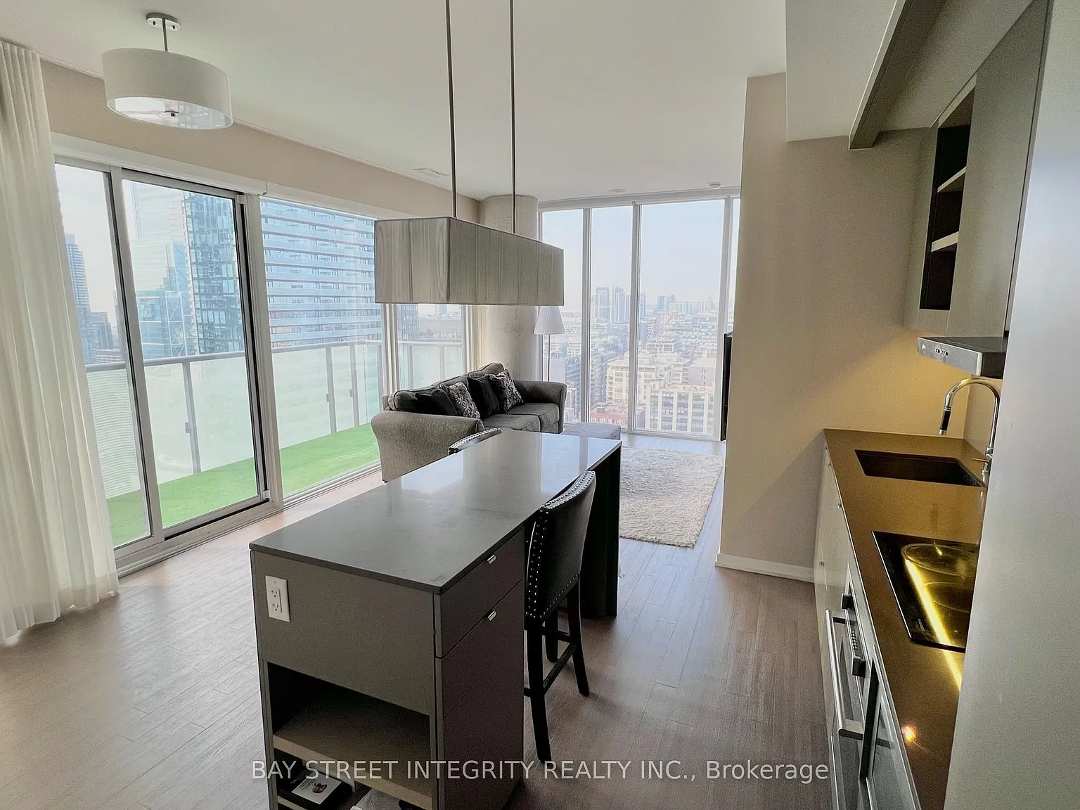 2 bed, $3,250 — Photo 2
