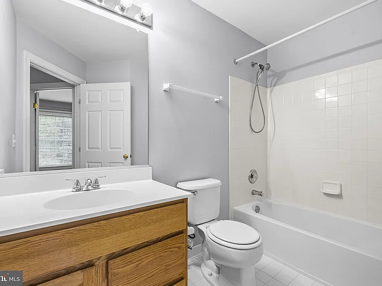 4323 Thomas Brigade Ln — Photo 25