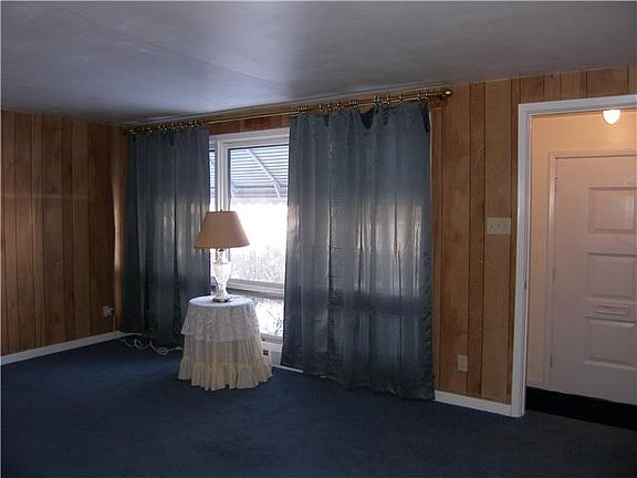 4th image of 284 Covington Dr