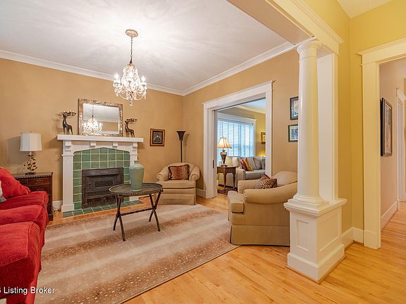 5th image of 304 S Peterson Ave #1