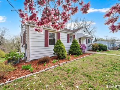 123 Pleasant Avenue, East Haven, CT, 06512