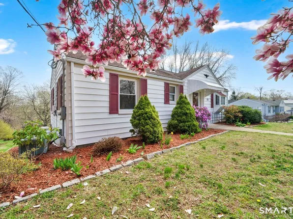 123 Pleasant Avenue, East Haven, CT 06512