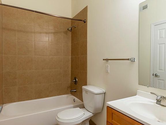 5th image of 1017 Dorrance St