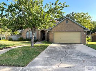 896 Plantation Dr, Brownsville, TX 78526