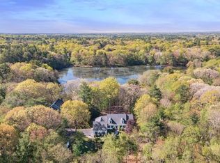 13 Down Ln, Mansfield, MA 02048