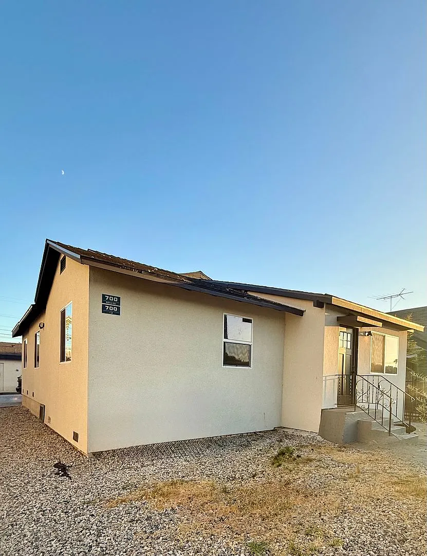 Beautiful 2 Bedroom. Must See! — Photo 1