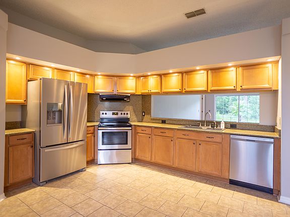 4th image of 3401 Deerfield Pointe Dr
