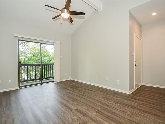 4th image of 11711 Memorial Dr APT 388