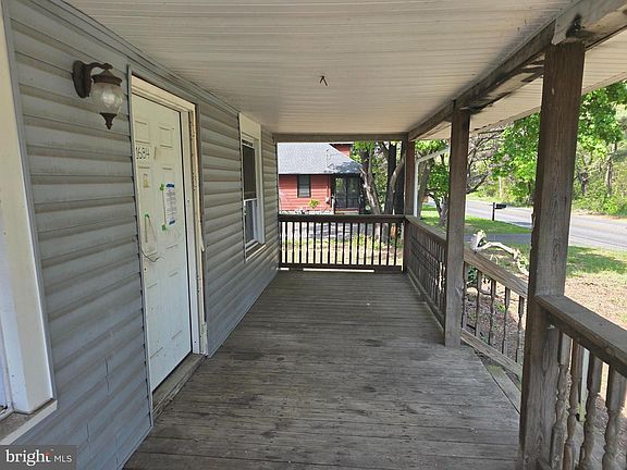 5th image of 1684 Monroeville Rd