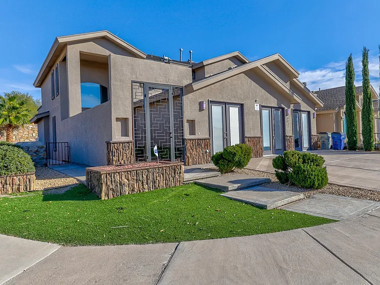 6632 Westfield Dr — Photo 2