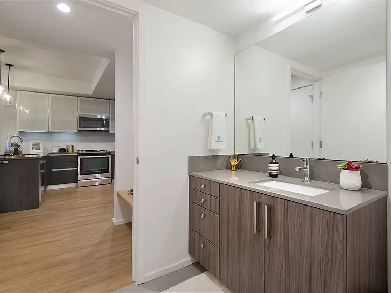 345 Harrison — Photo 22