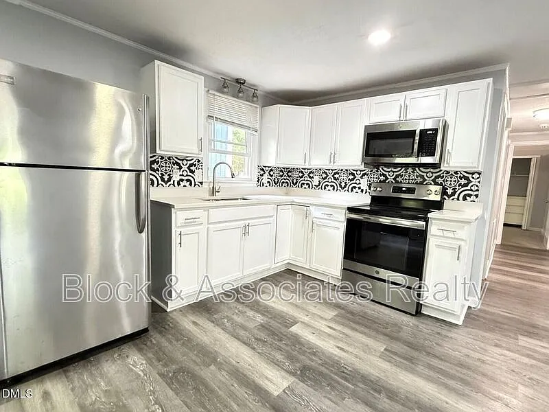 3 bed, 2.0 bath, $1,750 — Photo 4