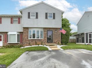 282 Riverview Dr, Ephrata, PA 17522