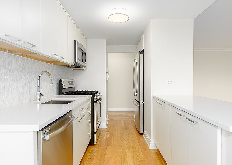 1st image of 160 W 97th St APT 9J