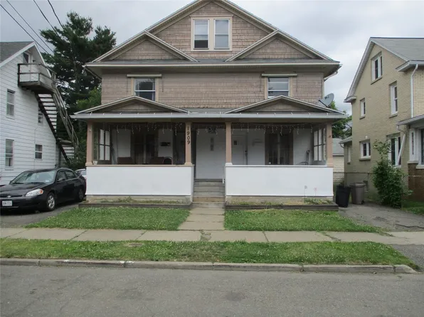 1909 Tracy St, Endicott, NY 13760