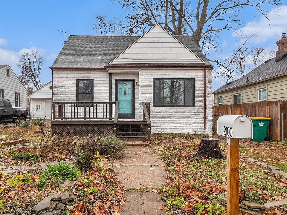 1st image of 2100 McKinley Ave