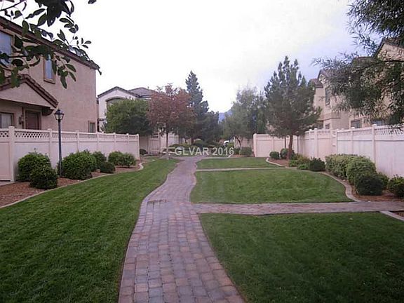 2nd image of 6433 Buttercup Creek St