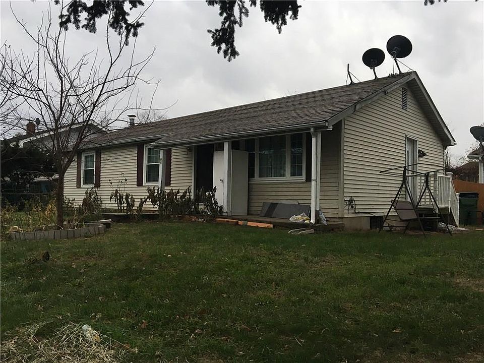 2nd image of 64 Stony Rd