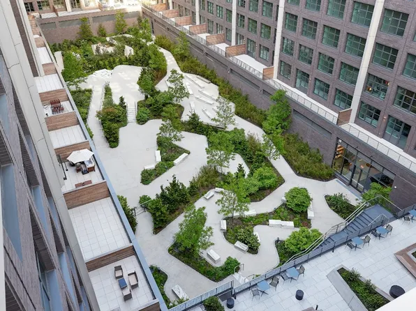 160 Front Street image 52 of 54