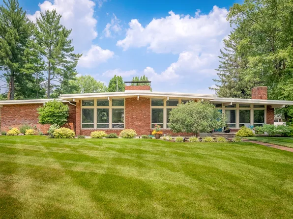 3360 Nugent Blvd, Columbus, IN 47203