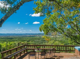 507 Black Jack Hollow Rd, Utopia, TX 78884