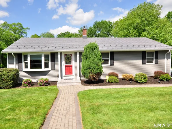 429 South Stone Street, Suffield, CT 06093